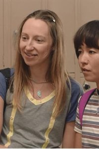 PEN15 – S02E06 – Play