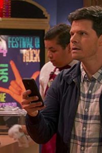 Sydney to the Max – S01E03 – The Parent Track