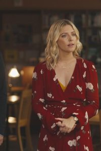The Other Two – S01E05 – Chase Goes to a High School Dance