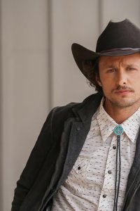 Roswell, New Mexico – S04E09 – Wild Wild West