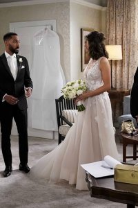 Fam – S01E13 – This Is Fam