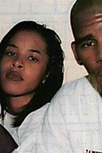 Surviving R. Kelly – S01E02 – Hiding in Plain Sight