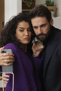The Hookup Plan – S03E01 – The Wrong Plan