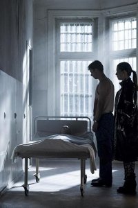 1983 – S01E06 – Subversion