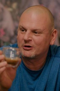 Kentucky Ayahuasca – S2018E01 – Taylor, Jose & Summer