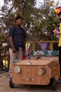 Prince of Peoria – S2018E01 – The Prince Arrives
