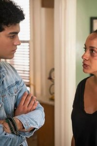 Tell Me a Story – S01E04 – Chapter 4: Rage