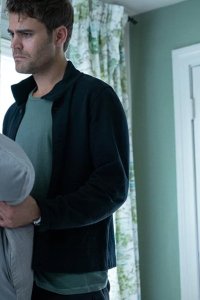 Tell Me a Story – S02E01 – The Curse