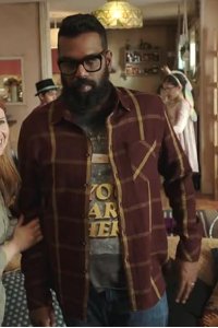 The Reluctant Landlord – S02E03 – Love Is in the Air