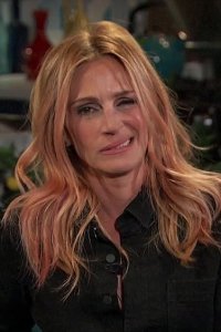 Busy Tonight – S2018E05 – Julia Roberts