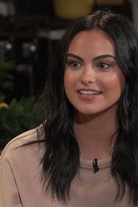Busy Tonight – S2018E10 – Camila Mendes