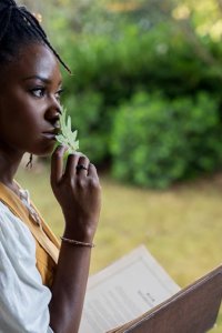 Legacies – S04E06 – You’re a Long Way from Home