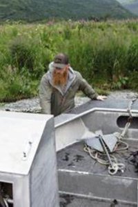 Into Alaska – S01E09 – Surrounded by Bears
