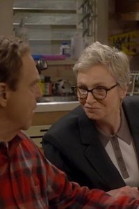 The Conners – S07E02 – Fame, Flying Fists and Cold Feet