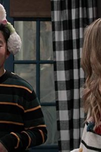 Coop and Cami Ask the World – S02E01 – Would You Wrather Catch an Evil Bunny?