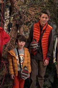 Coop and Cami Ask the World – S02E03 – Would You Wrather Be The Weakest Link?