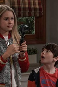 Coop and Cami Ask the World – S02E06 – Would You Wrather Get High Honors?