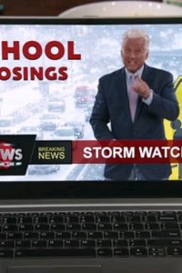 Coop and Cami Ask the World – S02E28 – Would You Wrather Have a Snow Day?