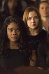 Light as a Feather – S01E03 – …Dead as a Doornail