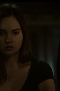Light as a Feather – S01E08 – …Cold as Ice