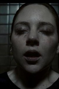 Light as a Feather – S01E09 – …Innocent as a Lamb