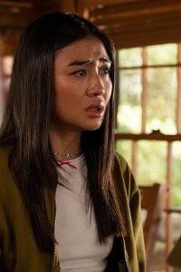 Light as a Feather – S02E12 – …Hungry Like a Wolf