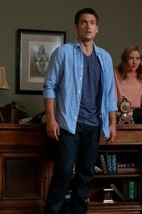 Light as a Feather – S02E14 – …Mean as a Rattlesnake