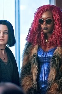 Titans – S01E03 – Origins