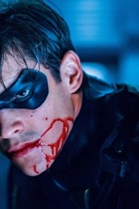 Titans – S01E07 – Asylum