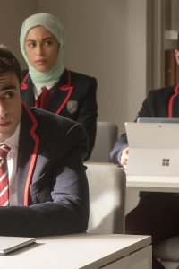 Élite – S01E01 – Bienvenidos