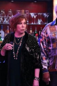 The Cool Kids – S2018E02 – Margaret Turns 65