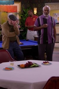 The Cool Kids – S2018E03 – A Date with Destiny