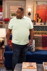The Neighborhood – S08E03 – Welcome to Spades