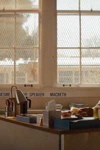 Sorry for Your Loss – S02E04 – Mr. Greer