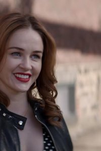 You – S01E09 – Candace